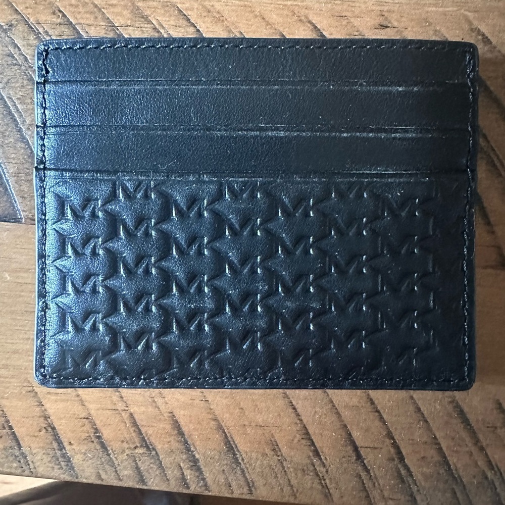 Michael Kors Embossed Black Card Holder - Picture 3 of 3